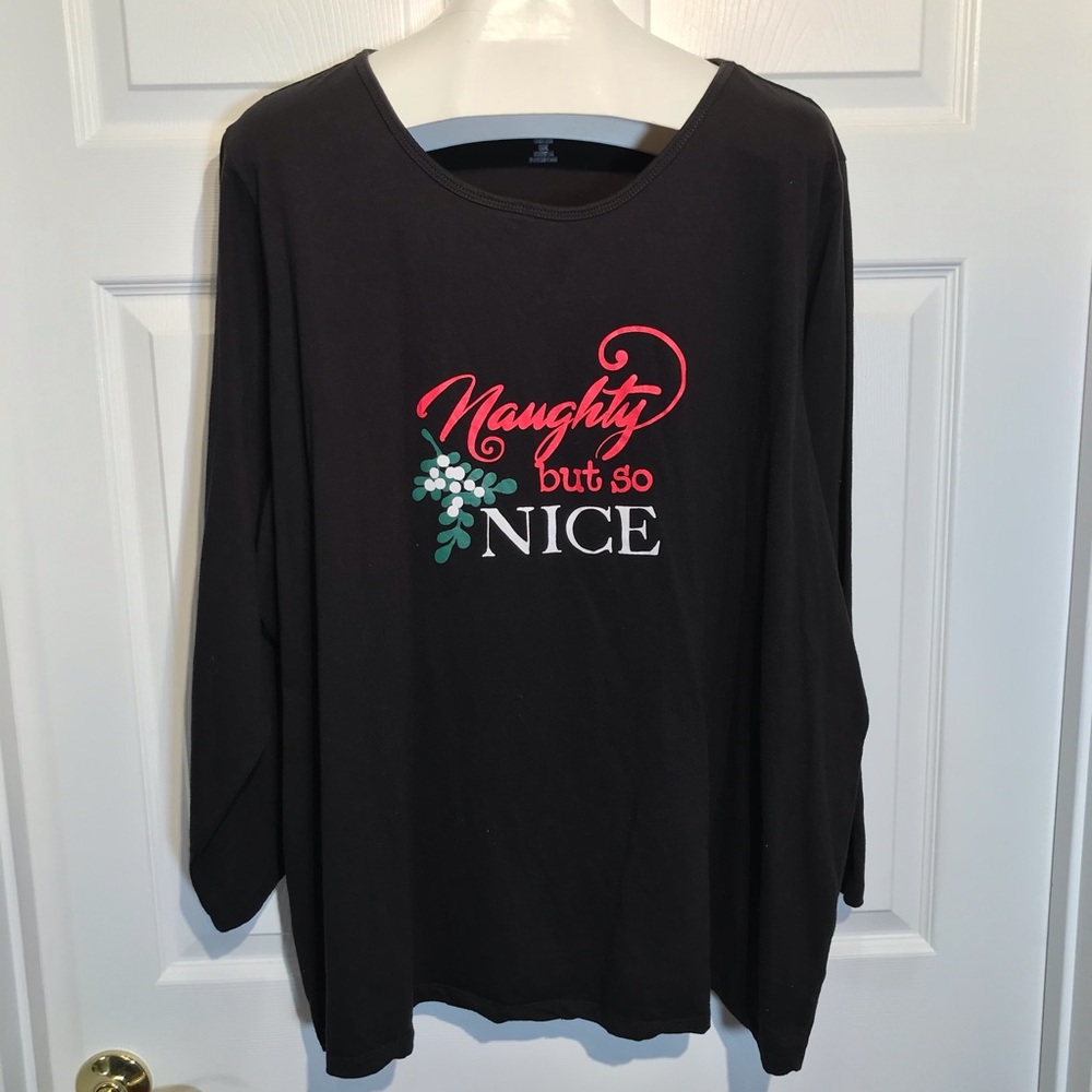 Dreams Co Christmas Graphic Long Sleeve Top